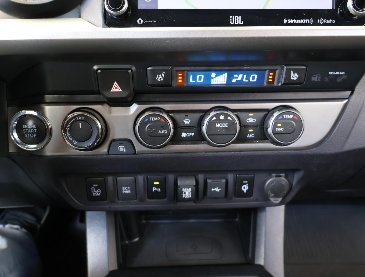 Toyota Tacoma  2021