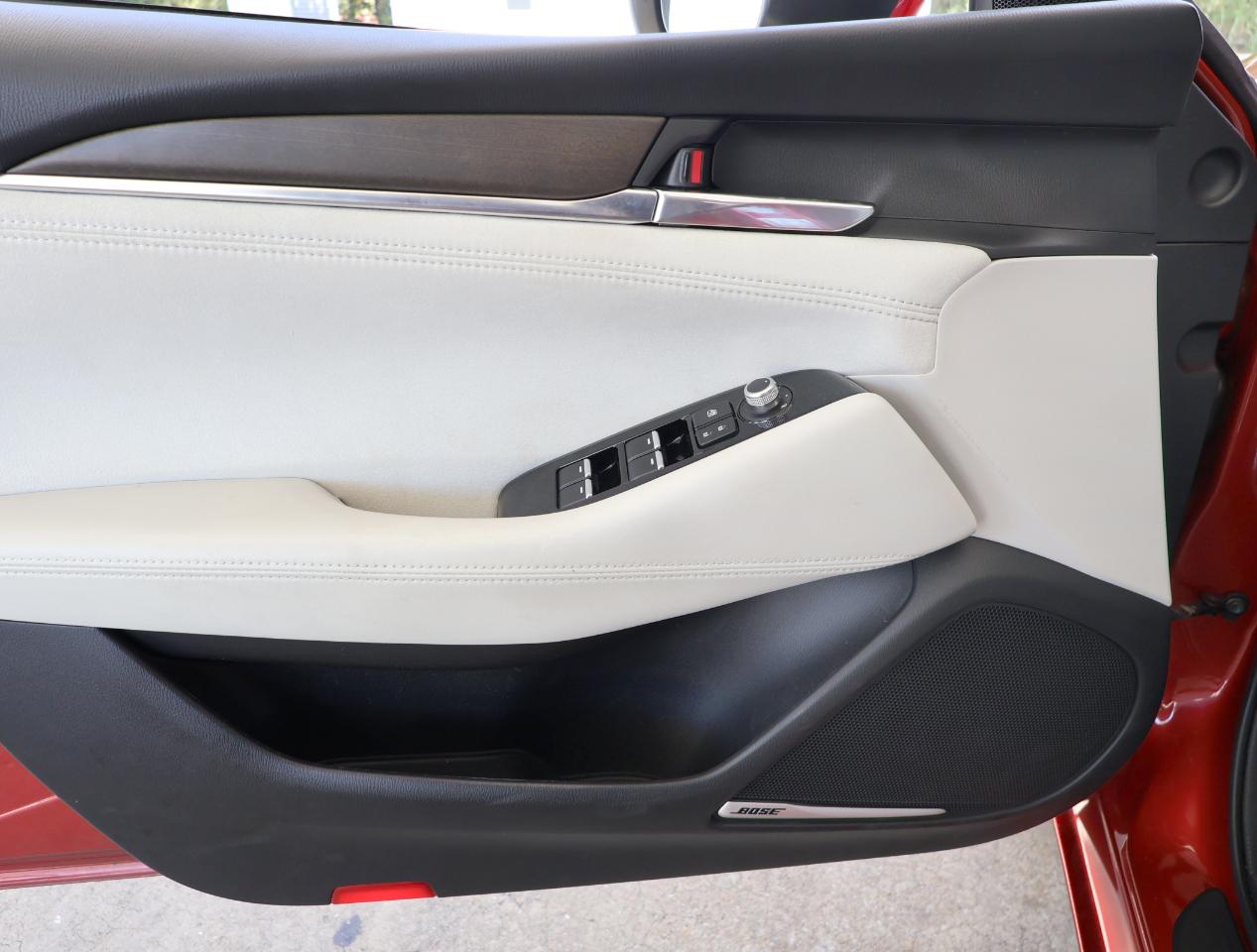 Mazda MAZDA6 Signature 2018