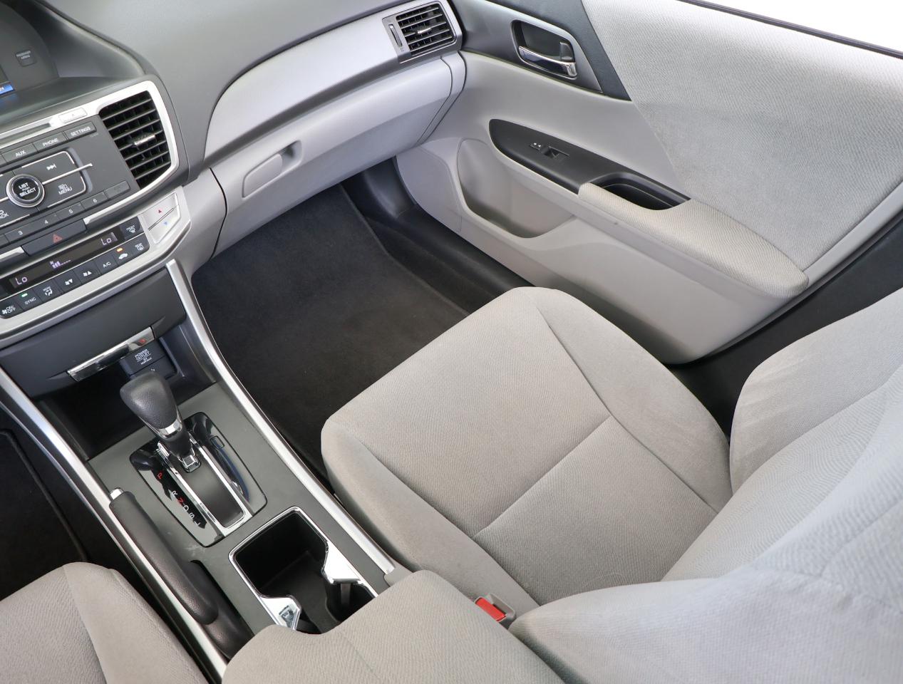 Honda Accord LX 2013