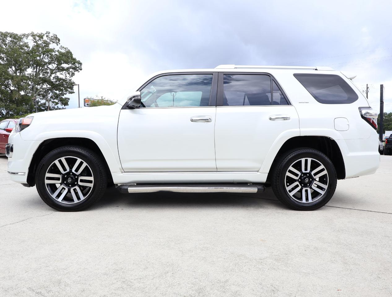 Toyota 4Runner Limited 4WD 2017