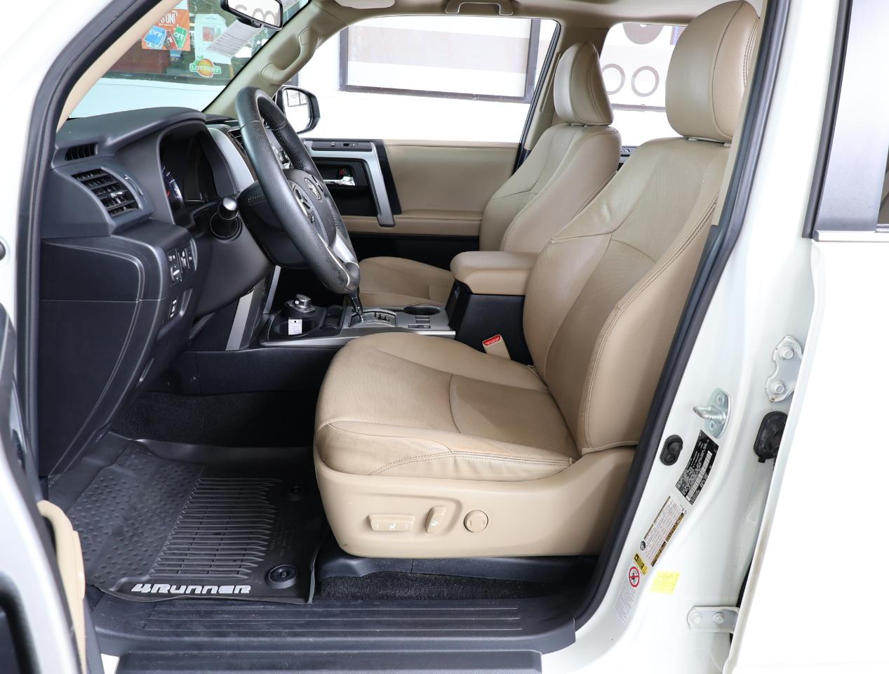 Toyota 4Runner Limited 4WD 2017