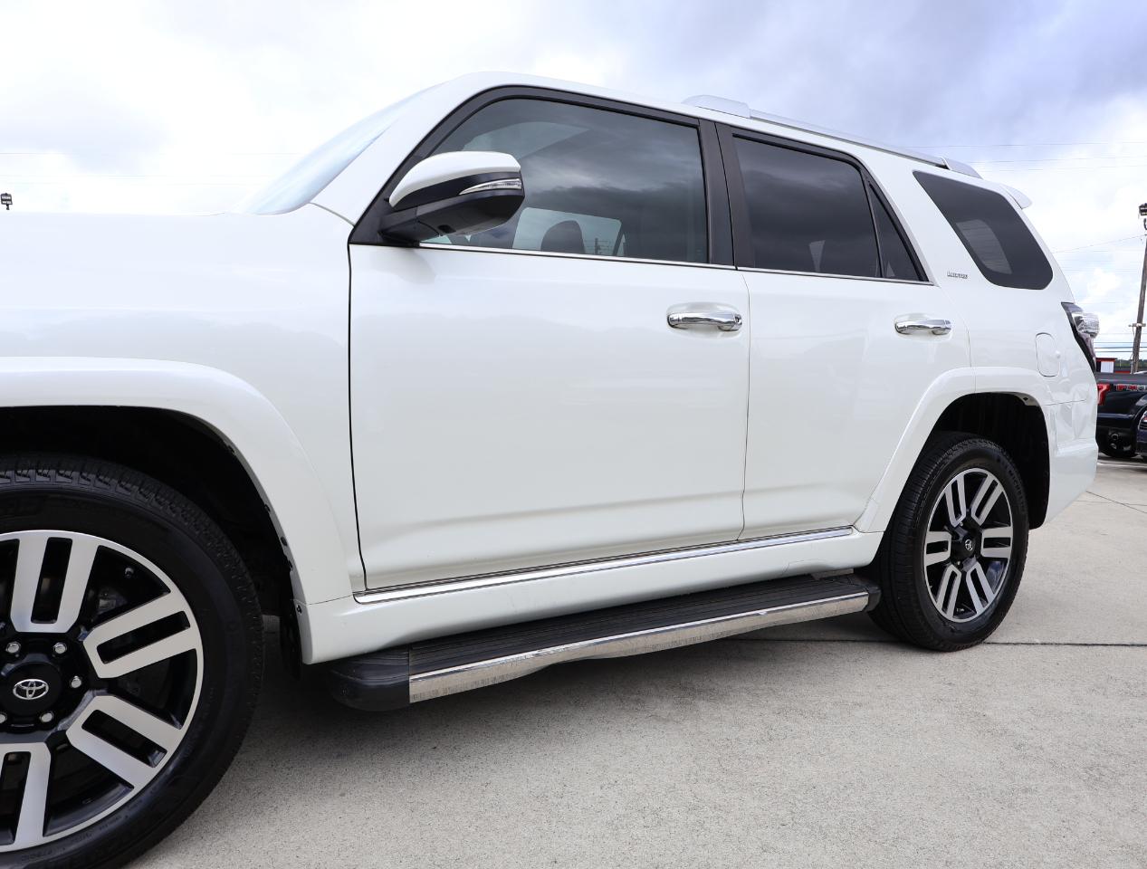 Toyota 4Runner Limited 4WD 2017