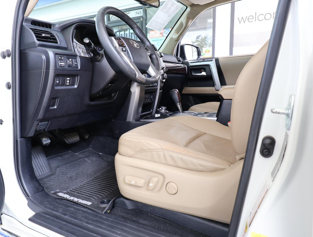 Toyota 4Runner Limited 4WD 2017