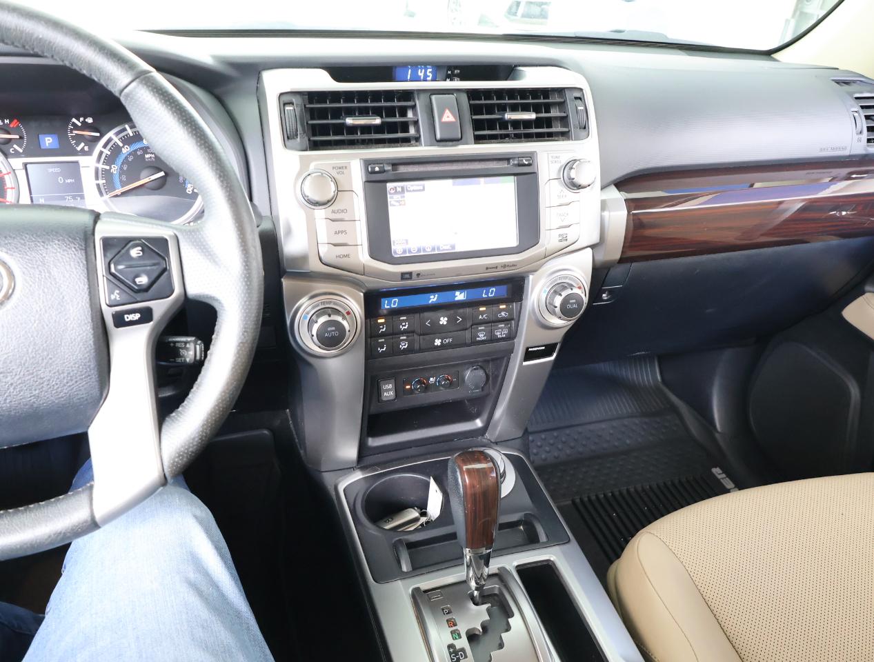 Toyota 4Runner Limited 4WD 2017