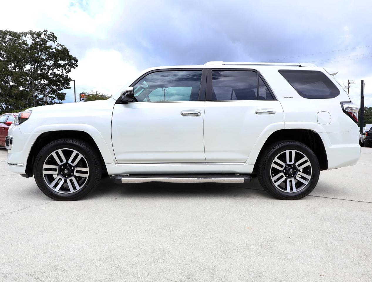 Toyota 4Runner Limited 4WD 2017