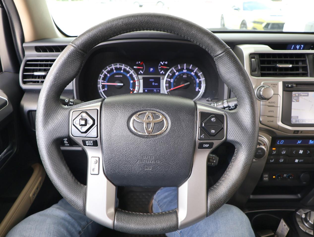 Toyota 4Runner Limited 4WD 2017