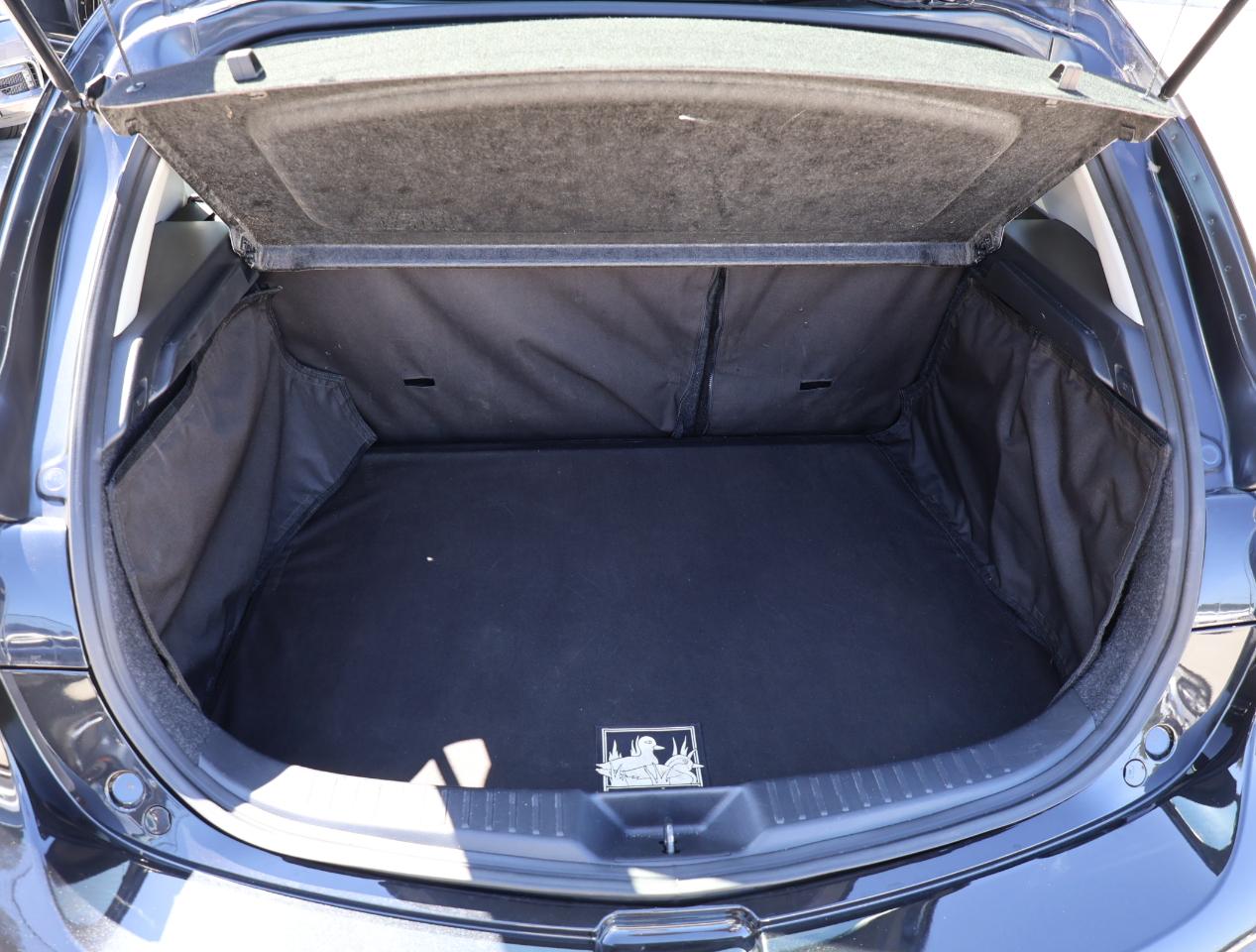 Mazda MAZDA3 s Touring 2012