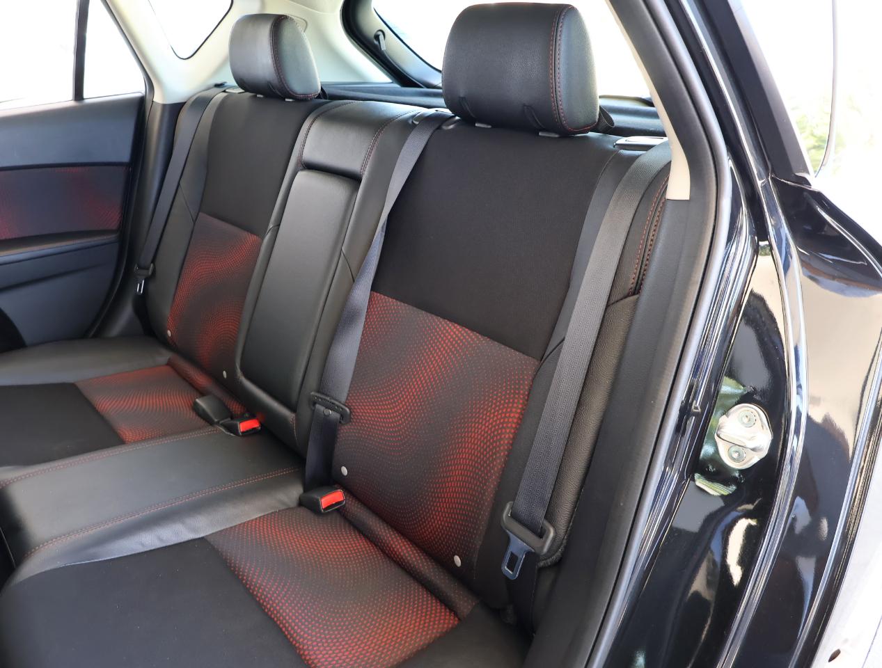 Mazda MAZDA3 s Touring 2012