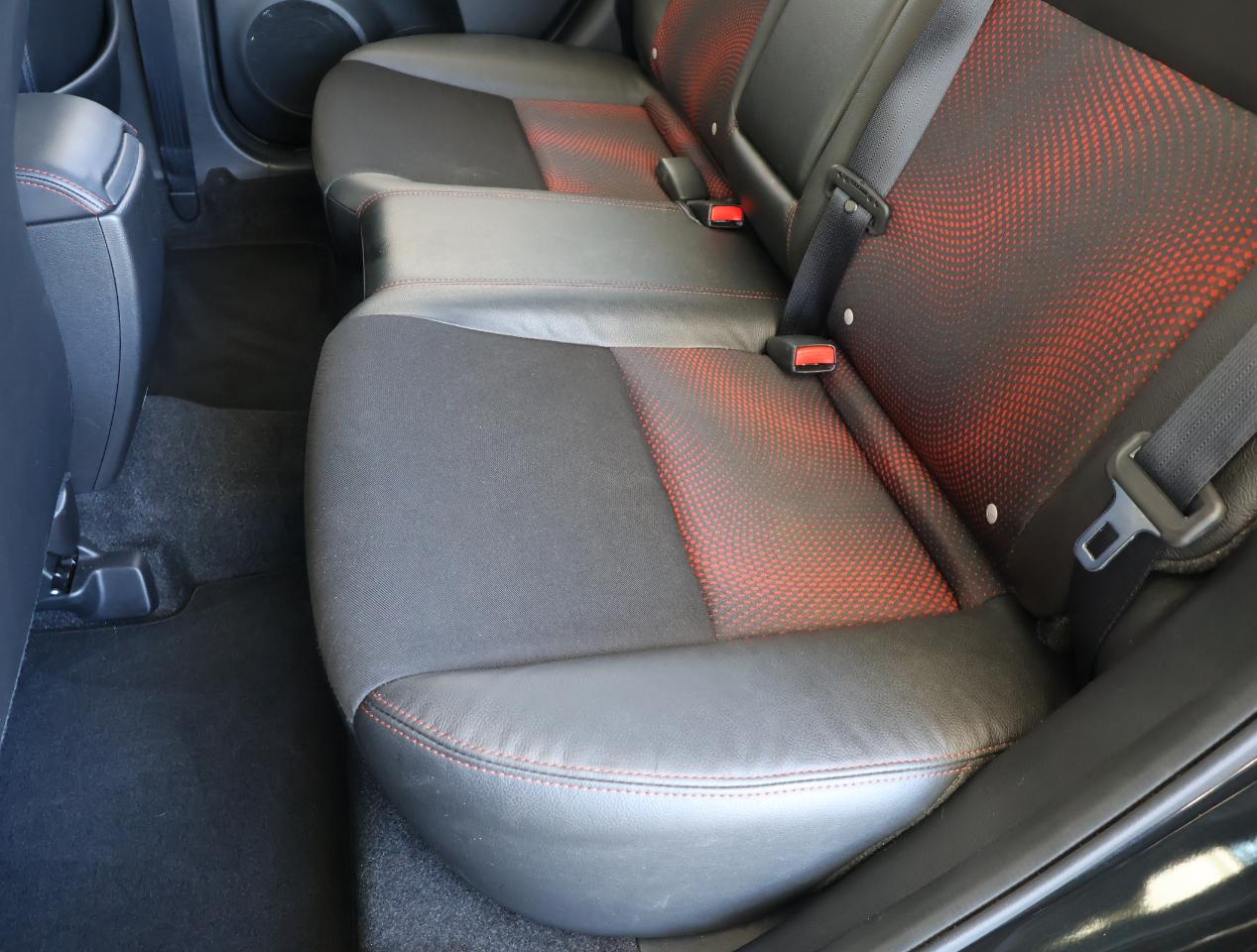 Mazda MAZDA3 s Touring 2012