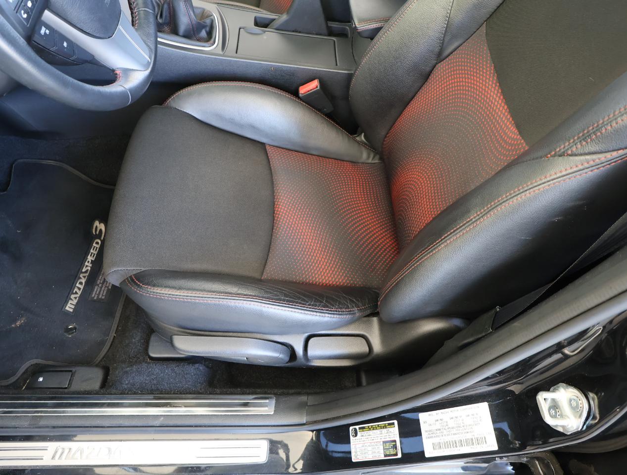 Mazda MAZDA3 s Touring 2012