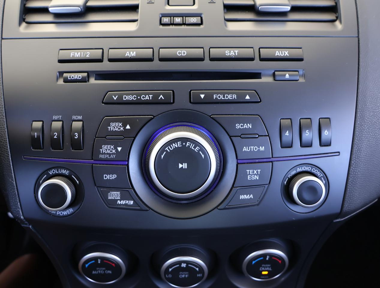 Mazda MAZDA3 s Touring 2012