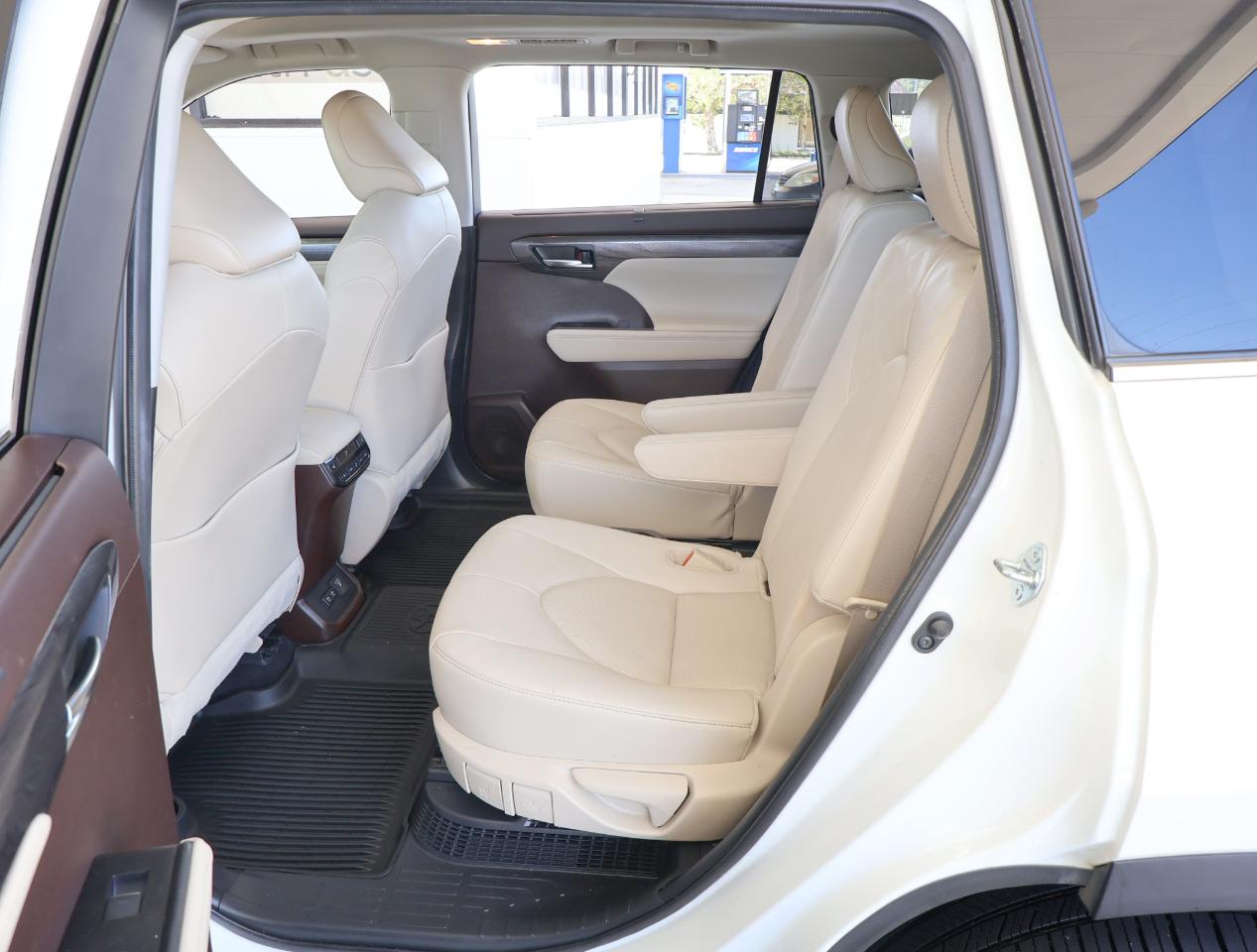 Toyota Highlander Hybrid Platinum 2021