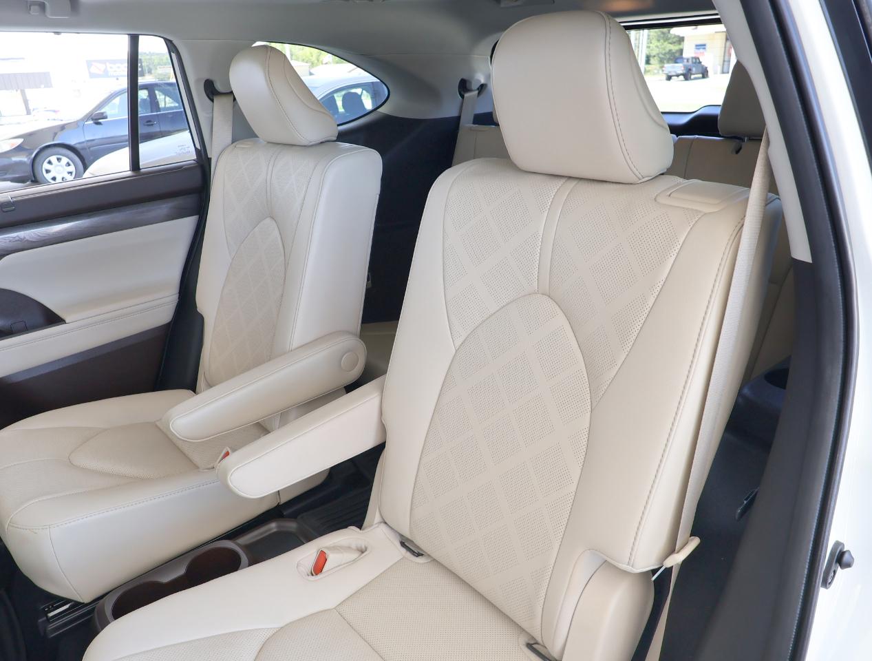 Toyota Highlander Hybrid Platinum 2021