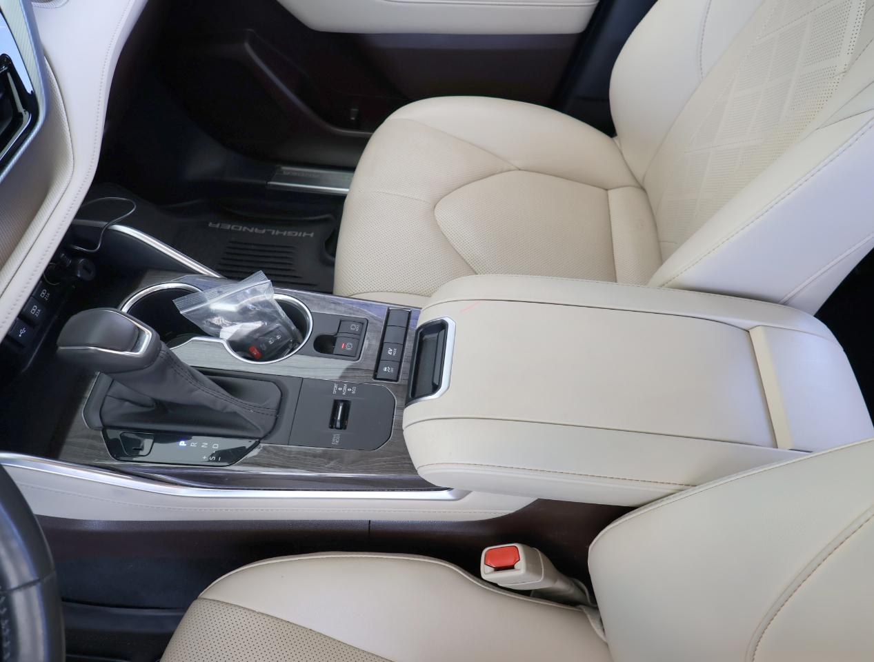Toyota Highlander Hybrid Platinum 2021