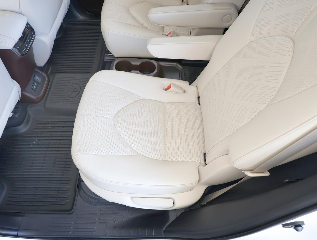 Toyota Highlander Hybrid Platinum 2021