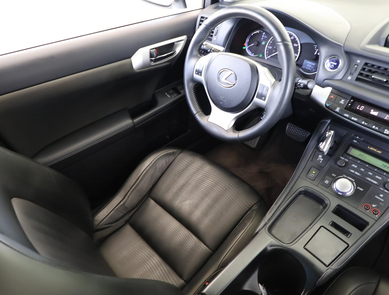 Lexus CT 200h Premium 2012