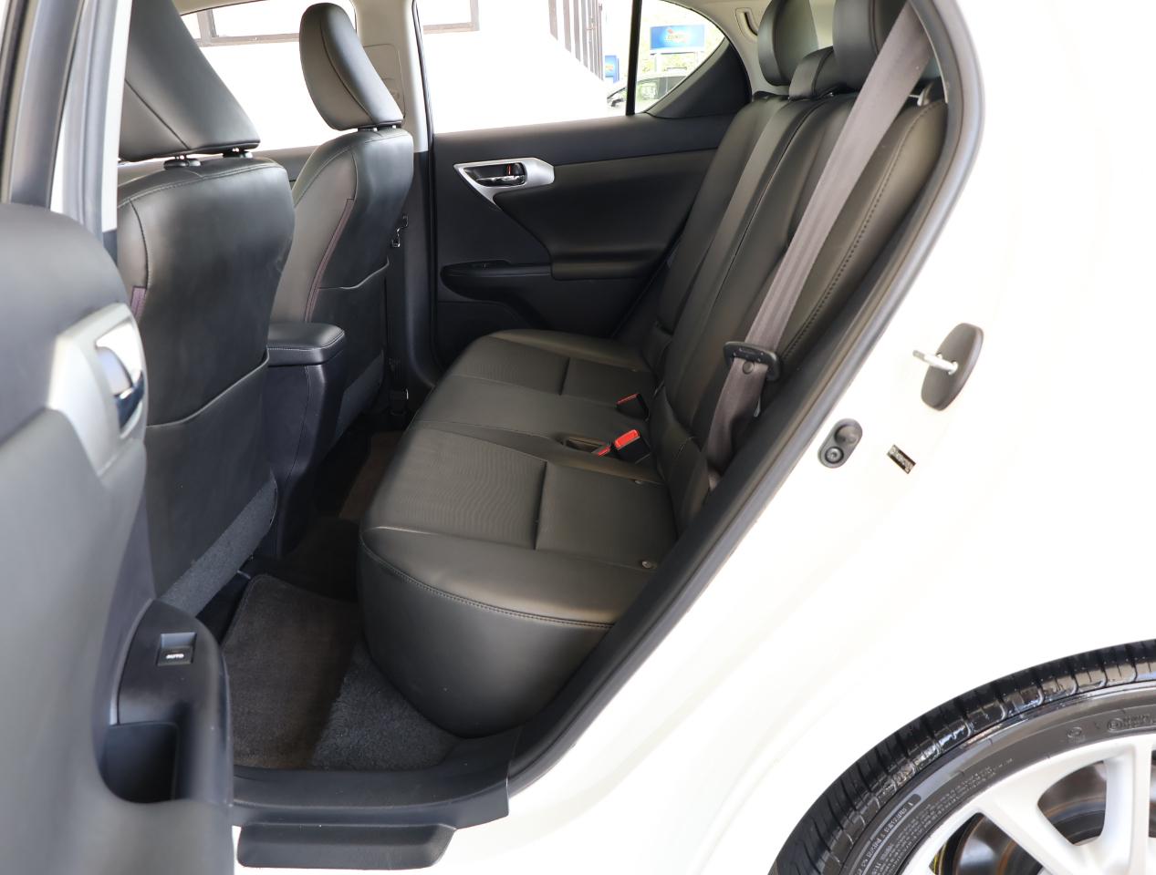 Lexus CT 200h Premium 2012