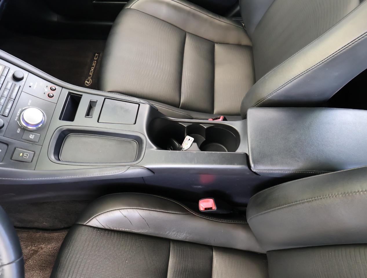 Lexus CT 200h Premium 2012