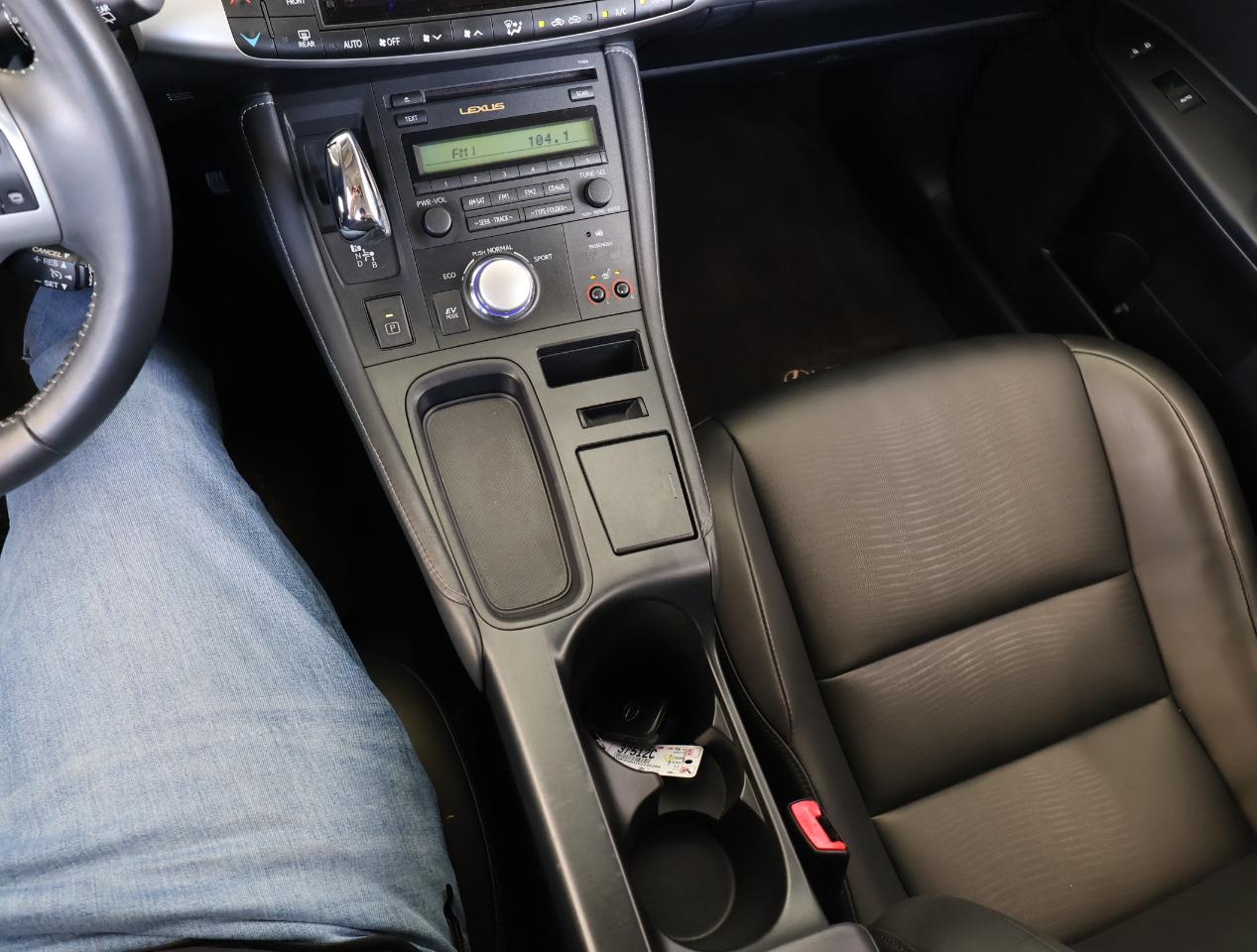 Lexus CT 200h Premium 2012