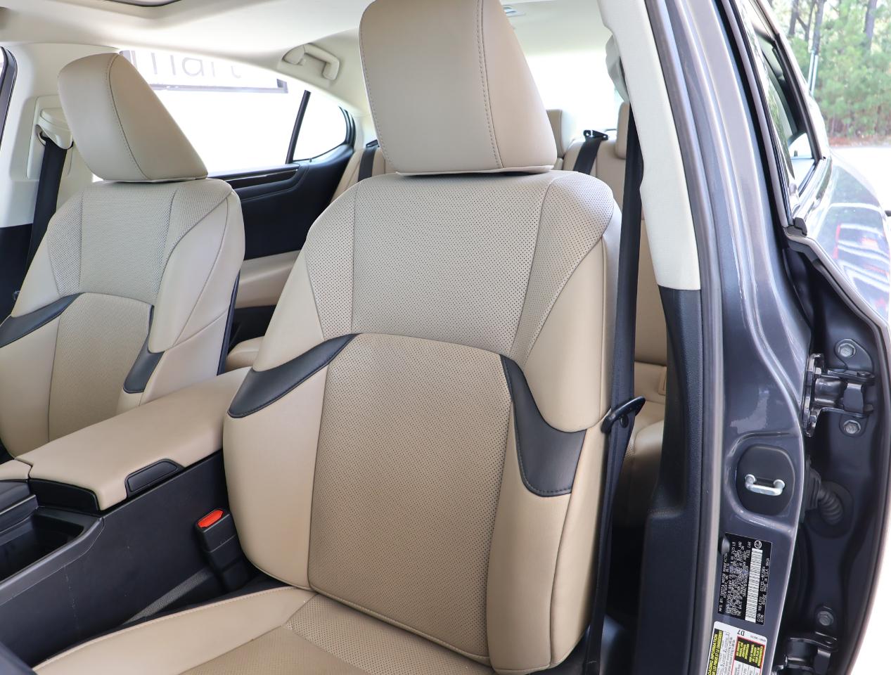 Lexus ES 350 Luxury 2019