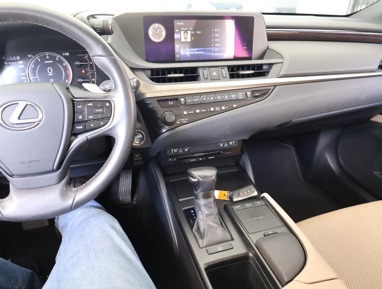 Lexus ES 350 Luxury 2019