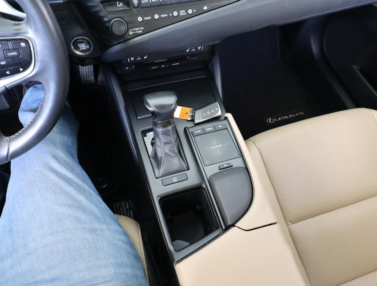 Lexus ES 350 Luxury 2019