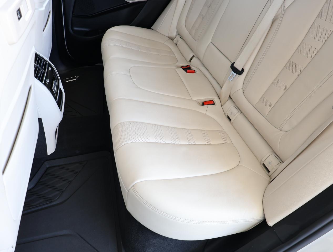 BMW X5  2022