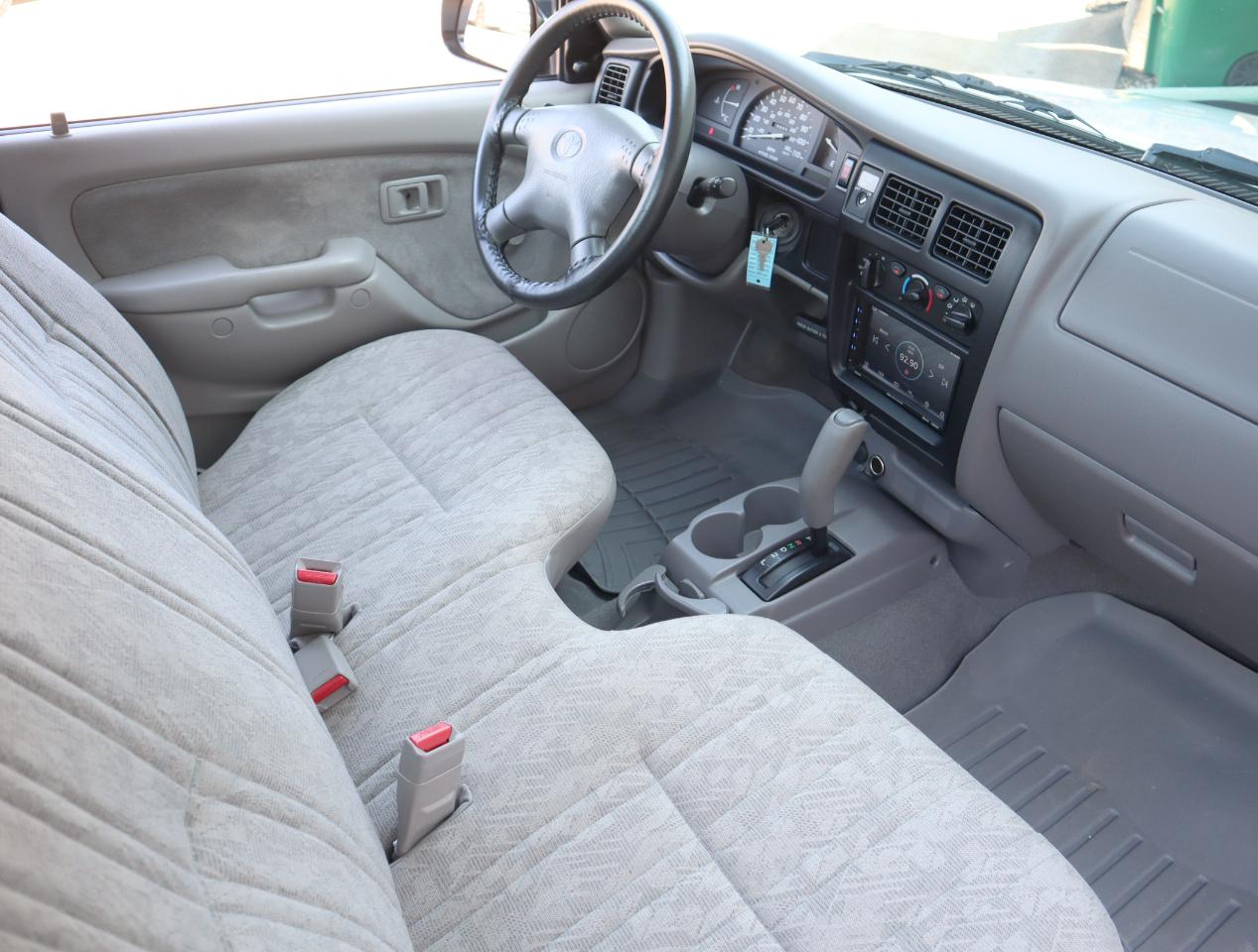 Toyota Tacoma 2WD 2004