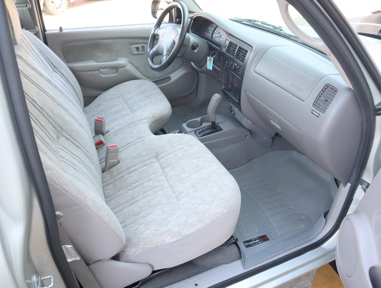 Toyota Tacoma 2WD 2004