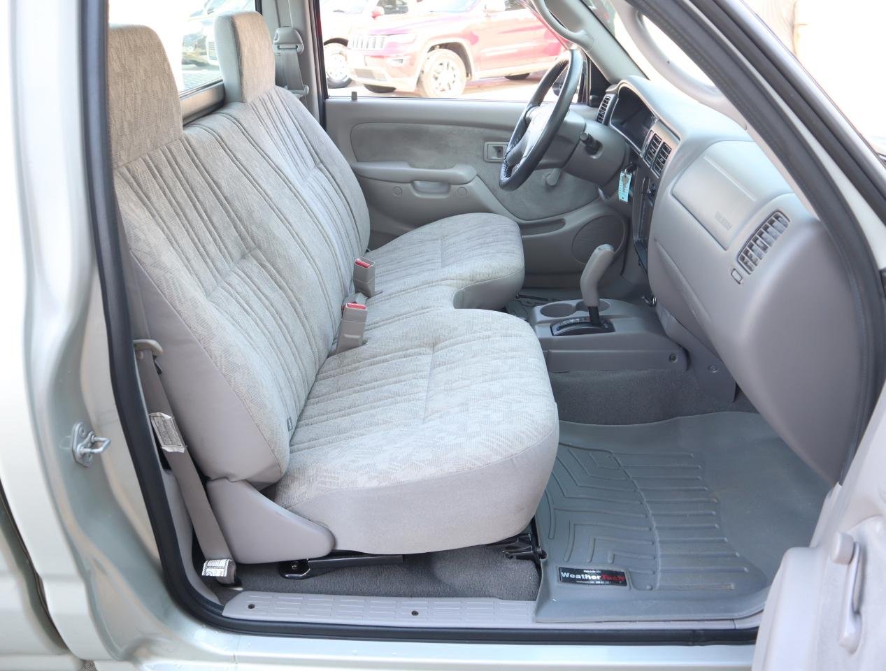 Toyota Tacoma 2WD 2004