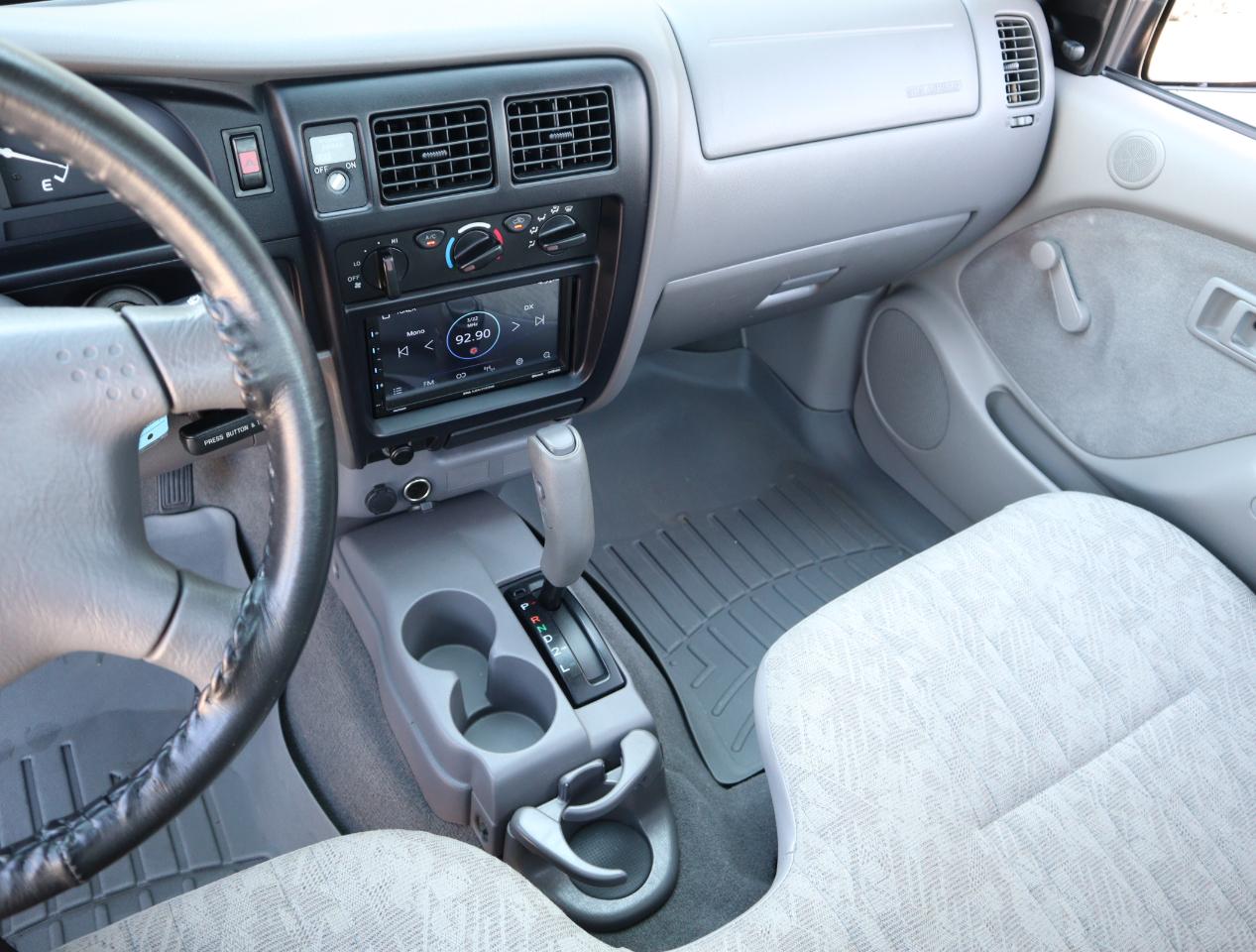 Toyota Tacoma 2WD 2004