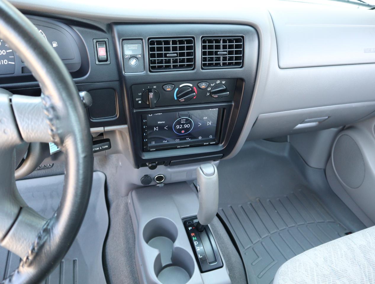 Toyota Tacoma 2WD 2004