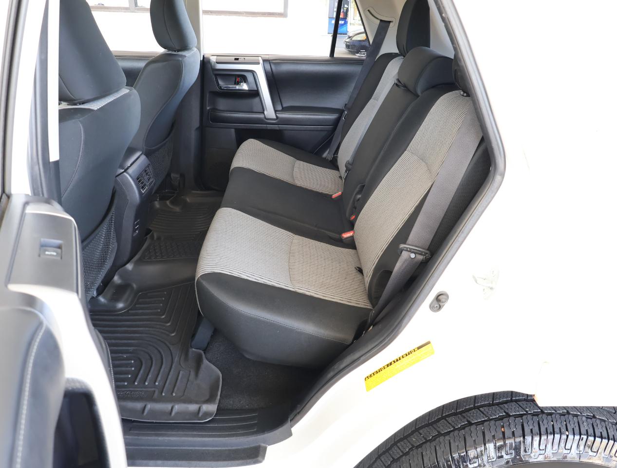 Toyota 4Runner SR5 2WD 2014