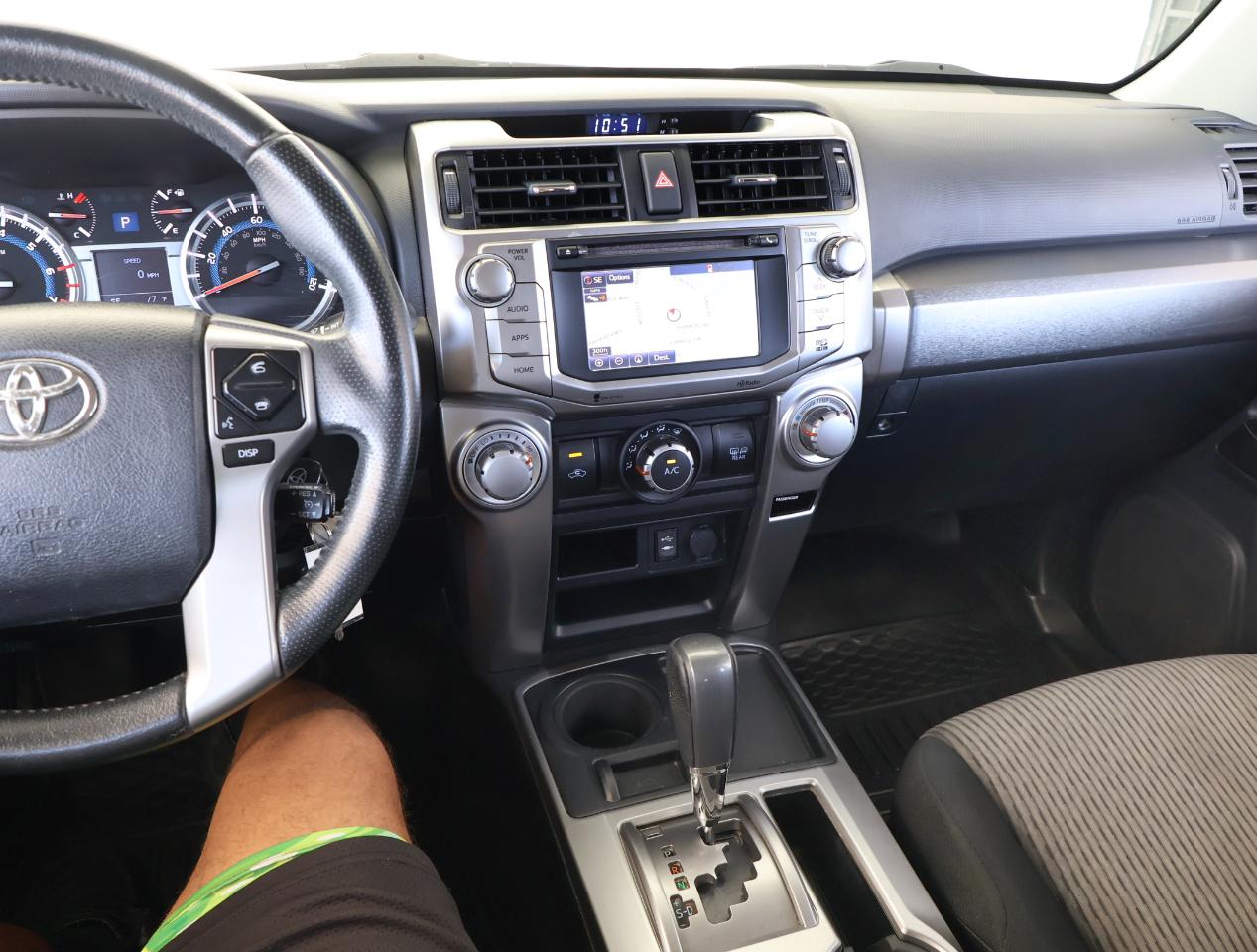 Toyota 4Runner SR5 2WD 2014