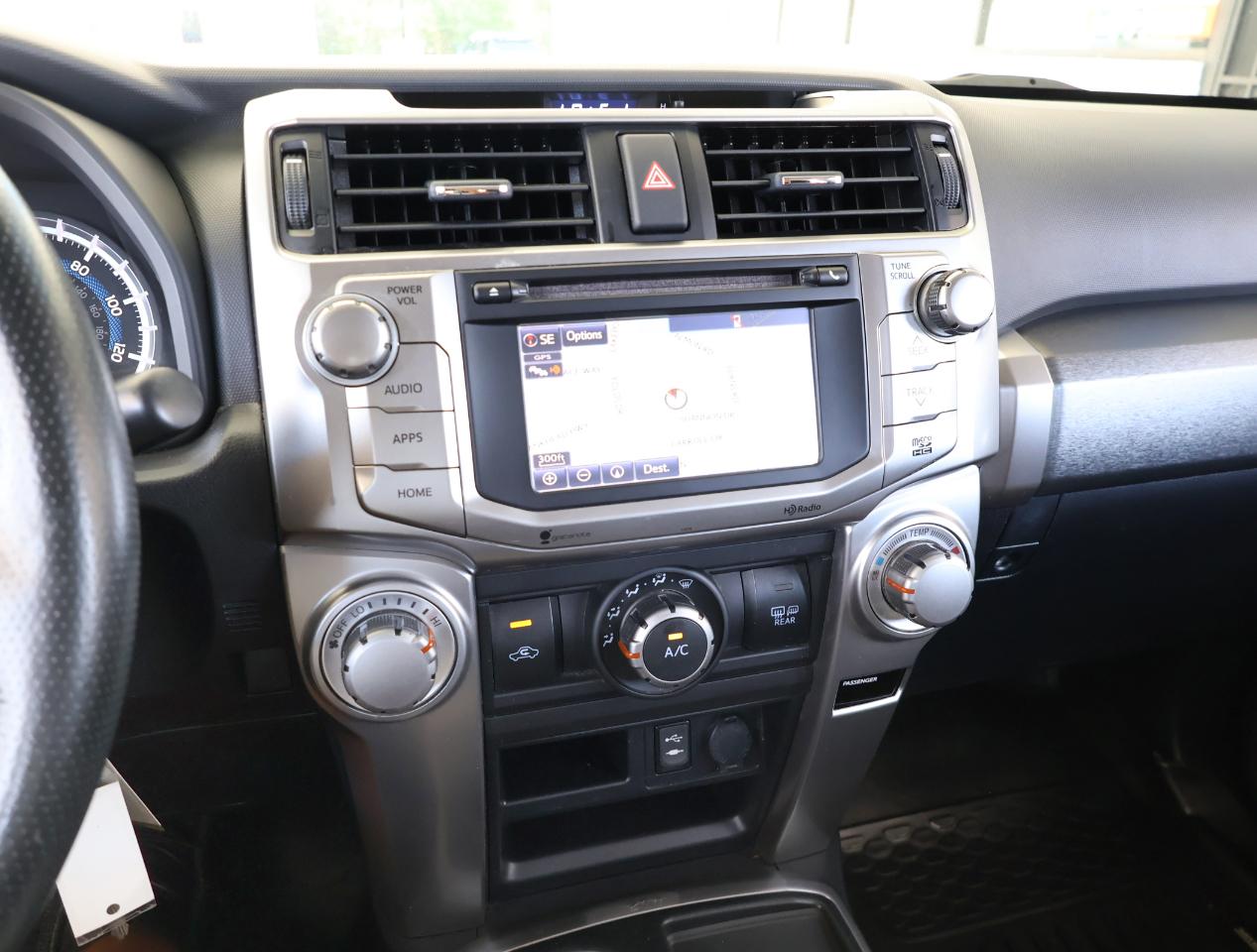 Toyota 4Runner SR5 2WD 2014