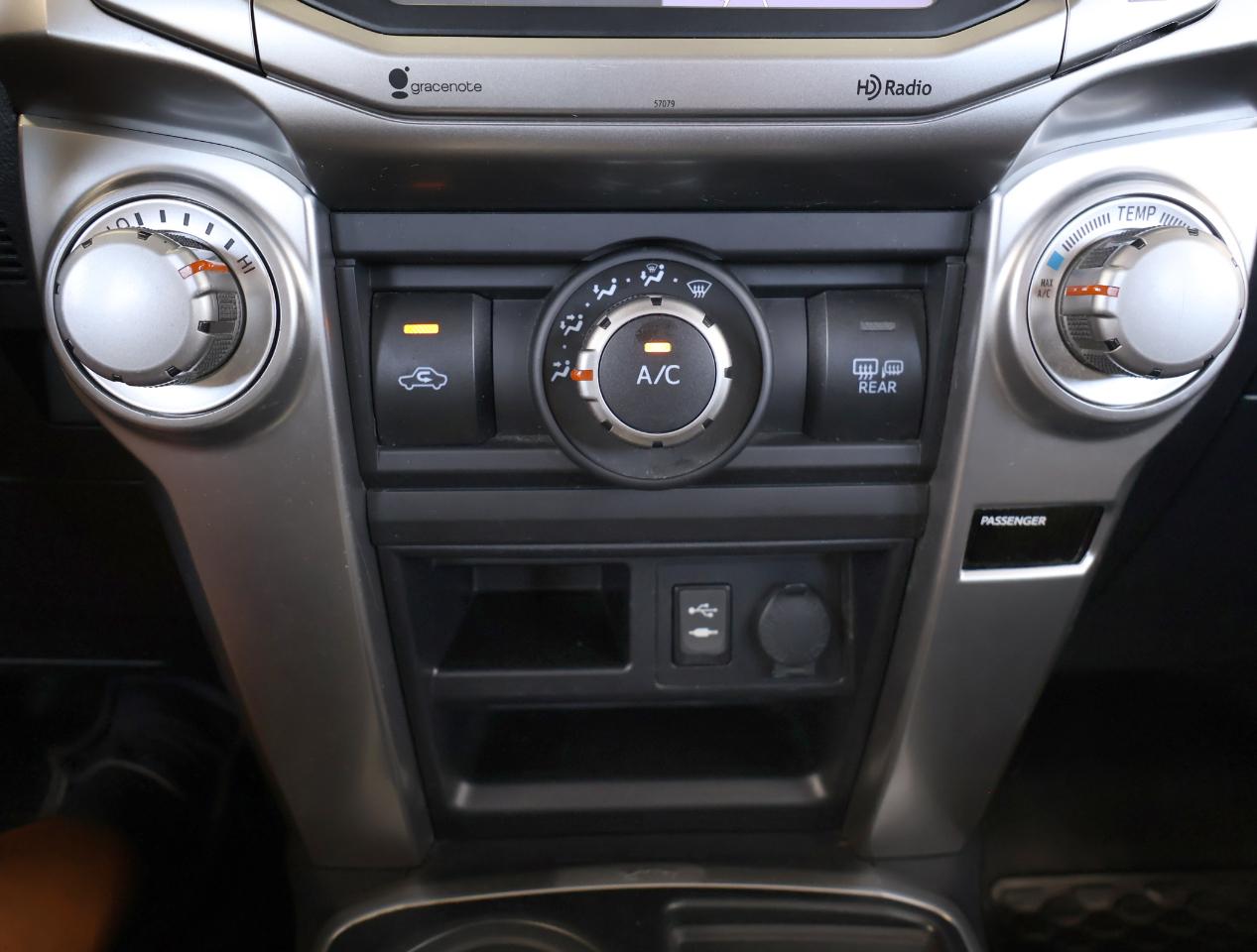Toyota 4Runner SR5 2WD 2014