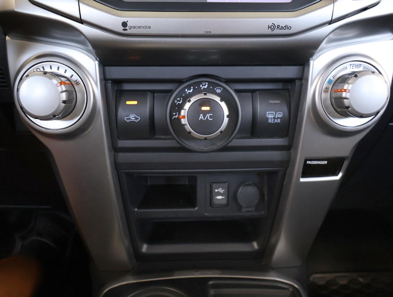 Toyota 4Runner SR5 2WD 2014