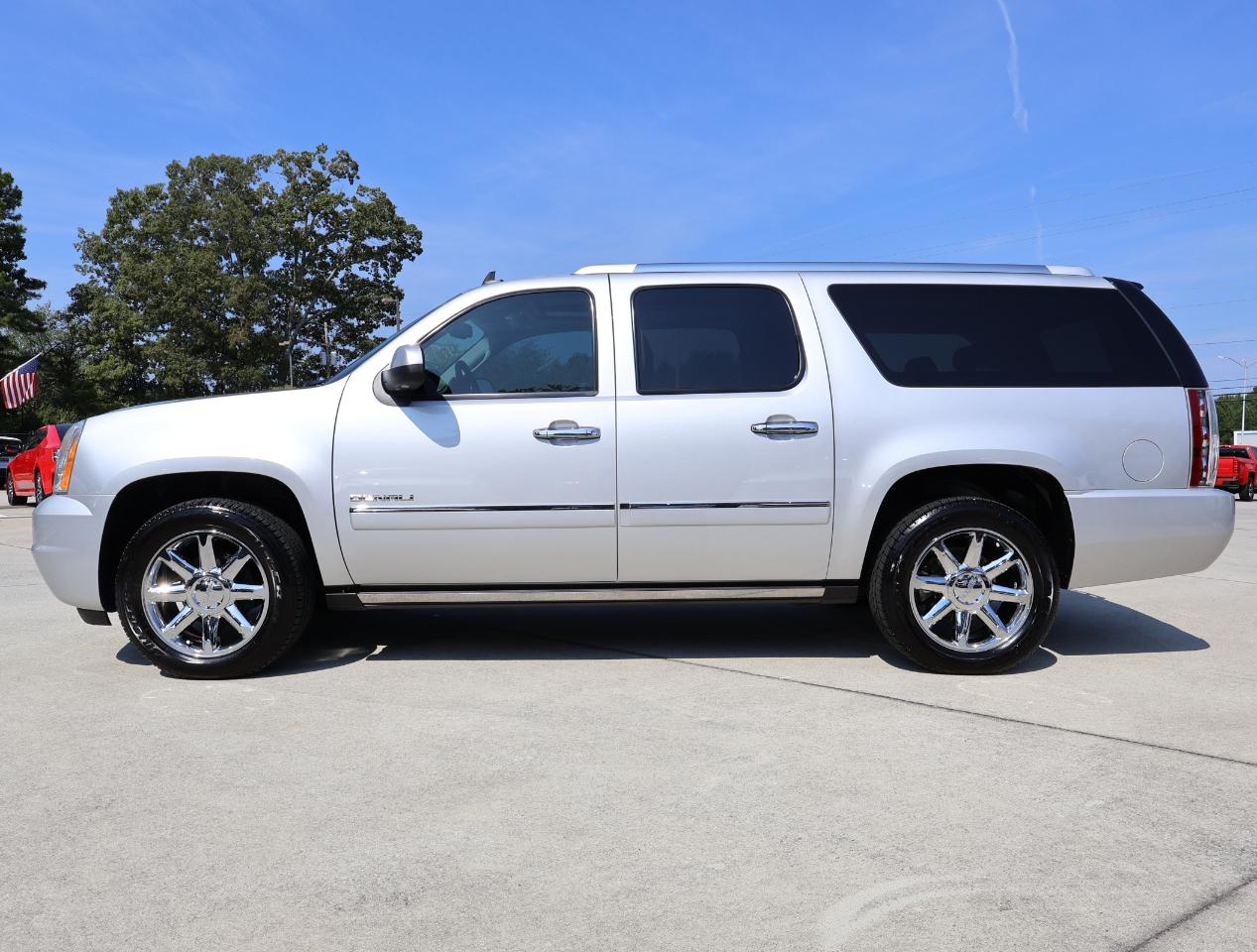 GMC Yukon Denali XL 2WD 2013