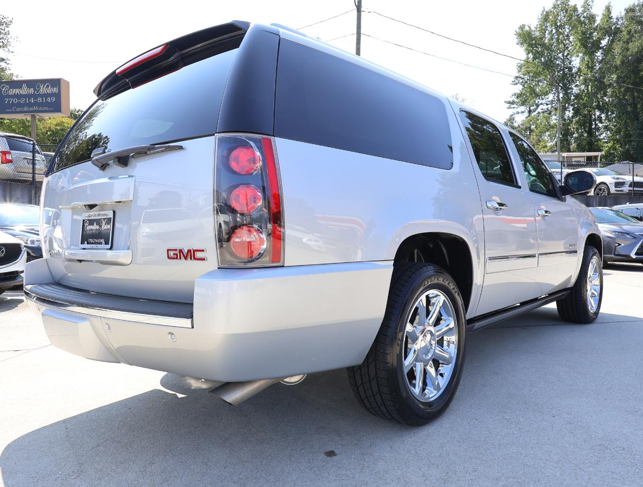 GMC Yukon Denali XL 2WD 2013