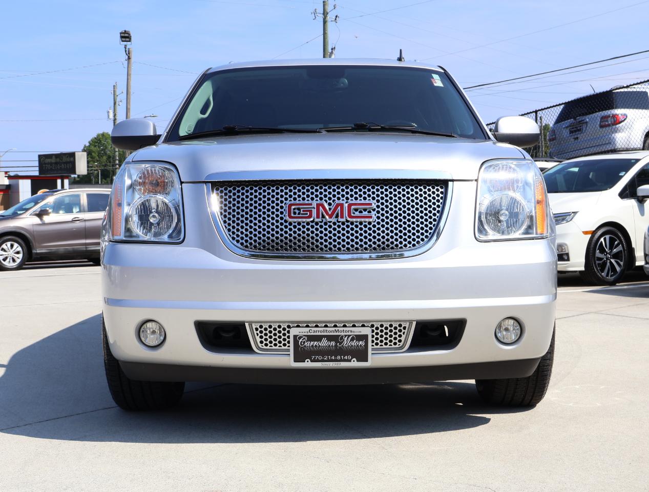 GMC Yukon Denali XL 2WD 2013