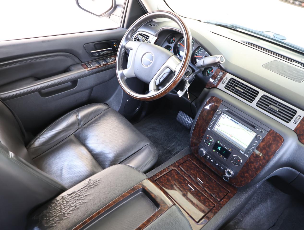 GMC Yukon Denali XL 2WD 2013