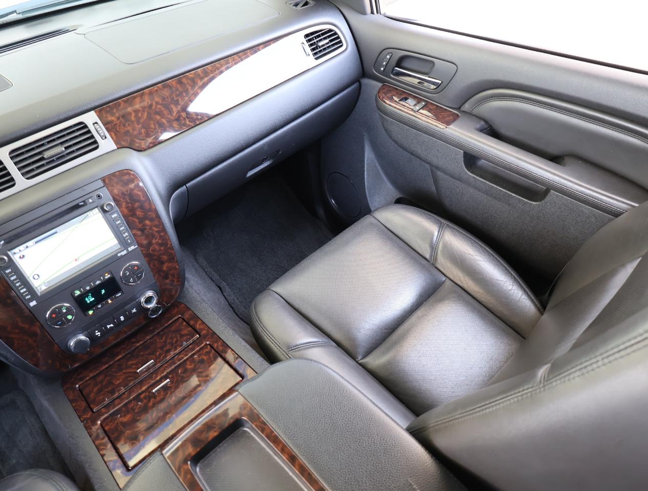 GMC Yukon Denali XL 2WD 2013