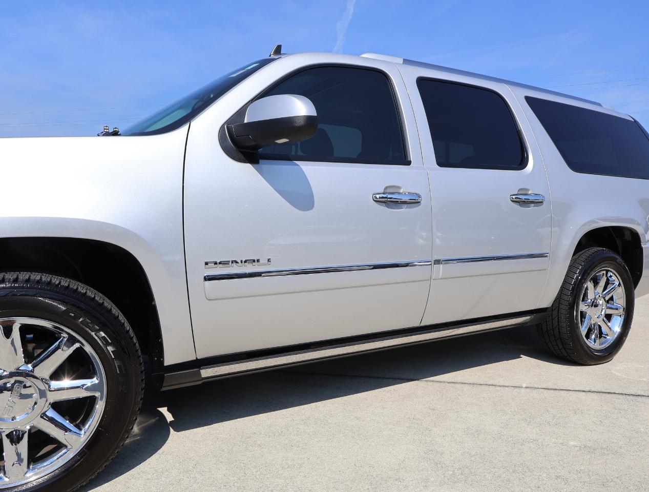 GMC Yukon Denali XL 2WD 2013
