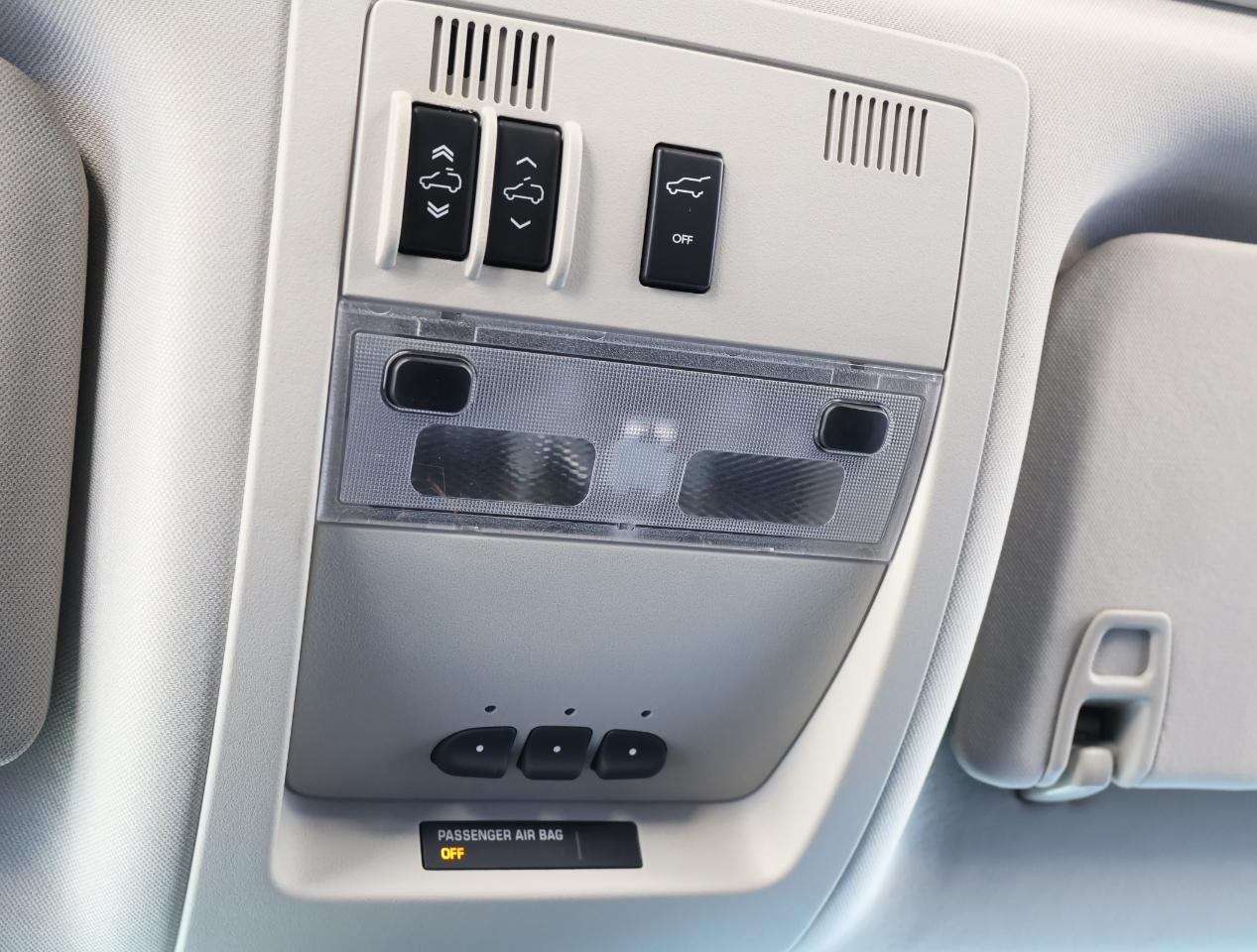 GMC Yukon Denali XL 2WD 2013
