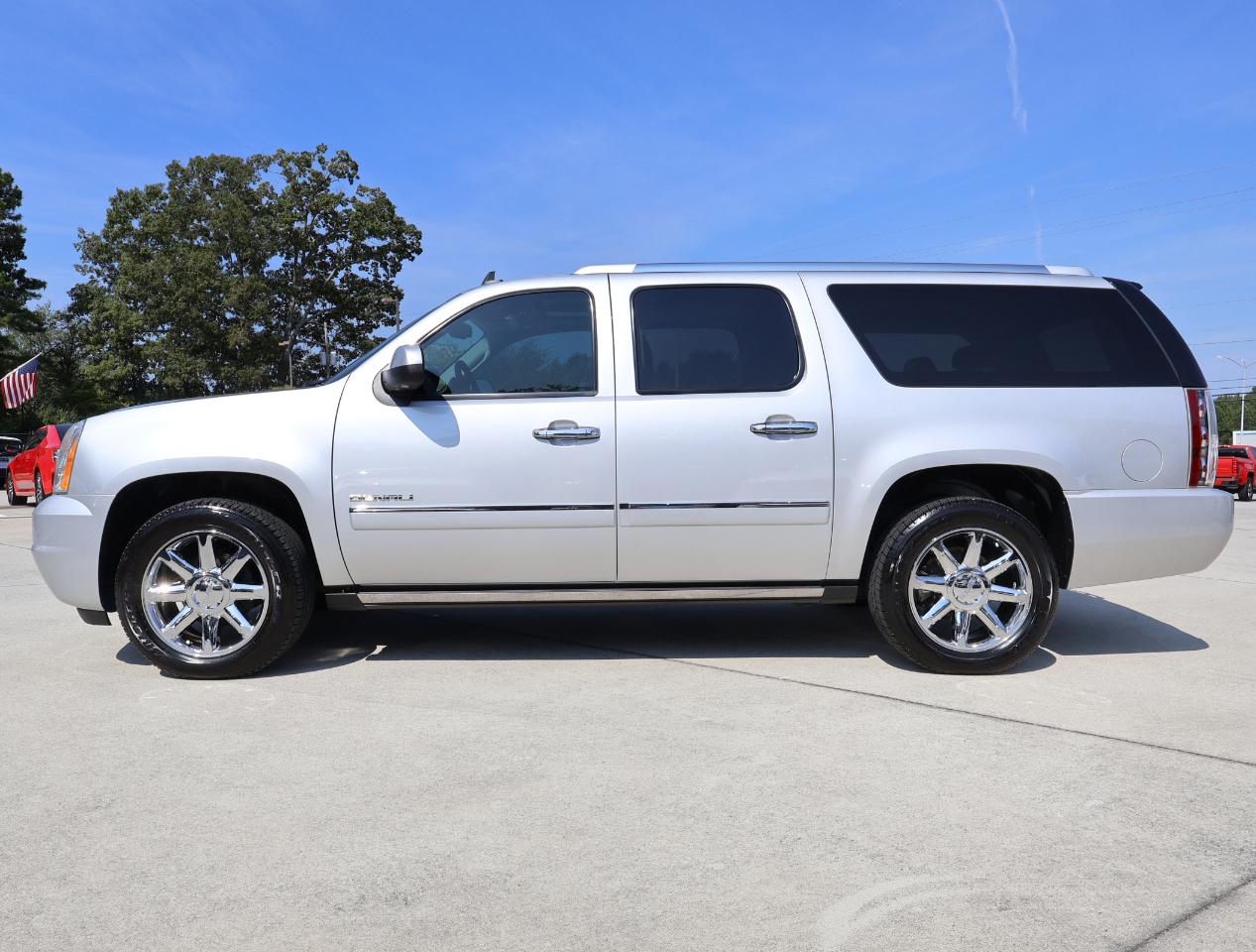 GMC Yukon Denali XL 2WD 2013