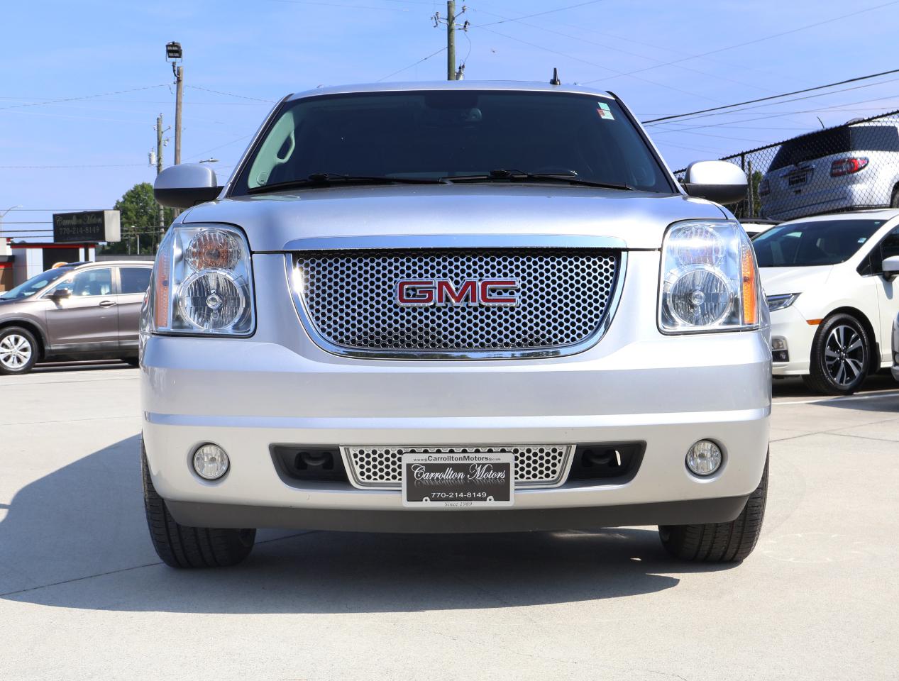 GMC Yukon Denali XL 2WD 2013
