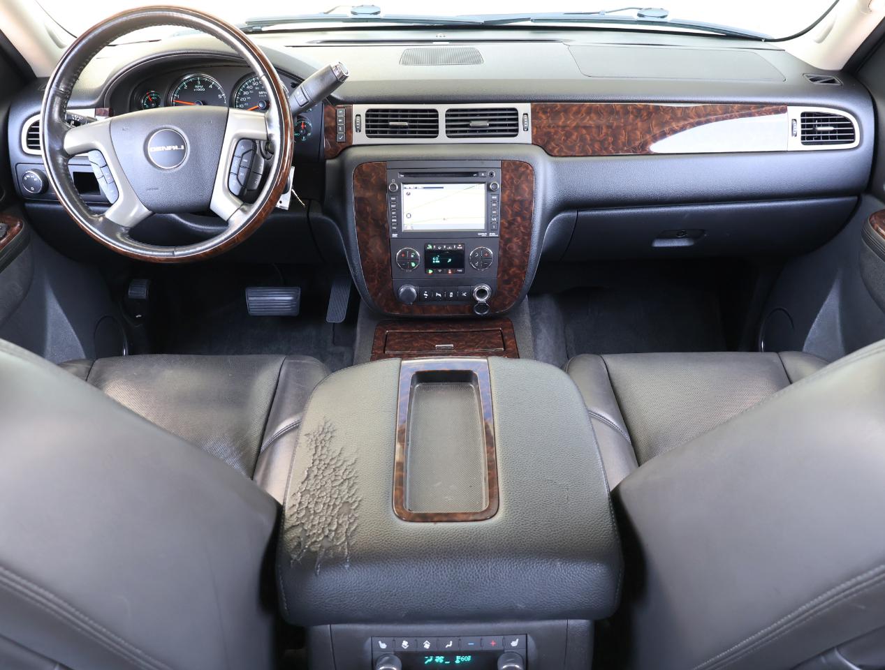 GMC Yukon Denali XL 2WD 2013