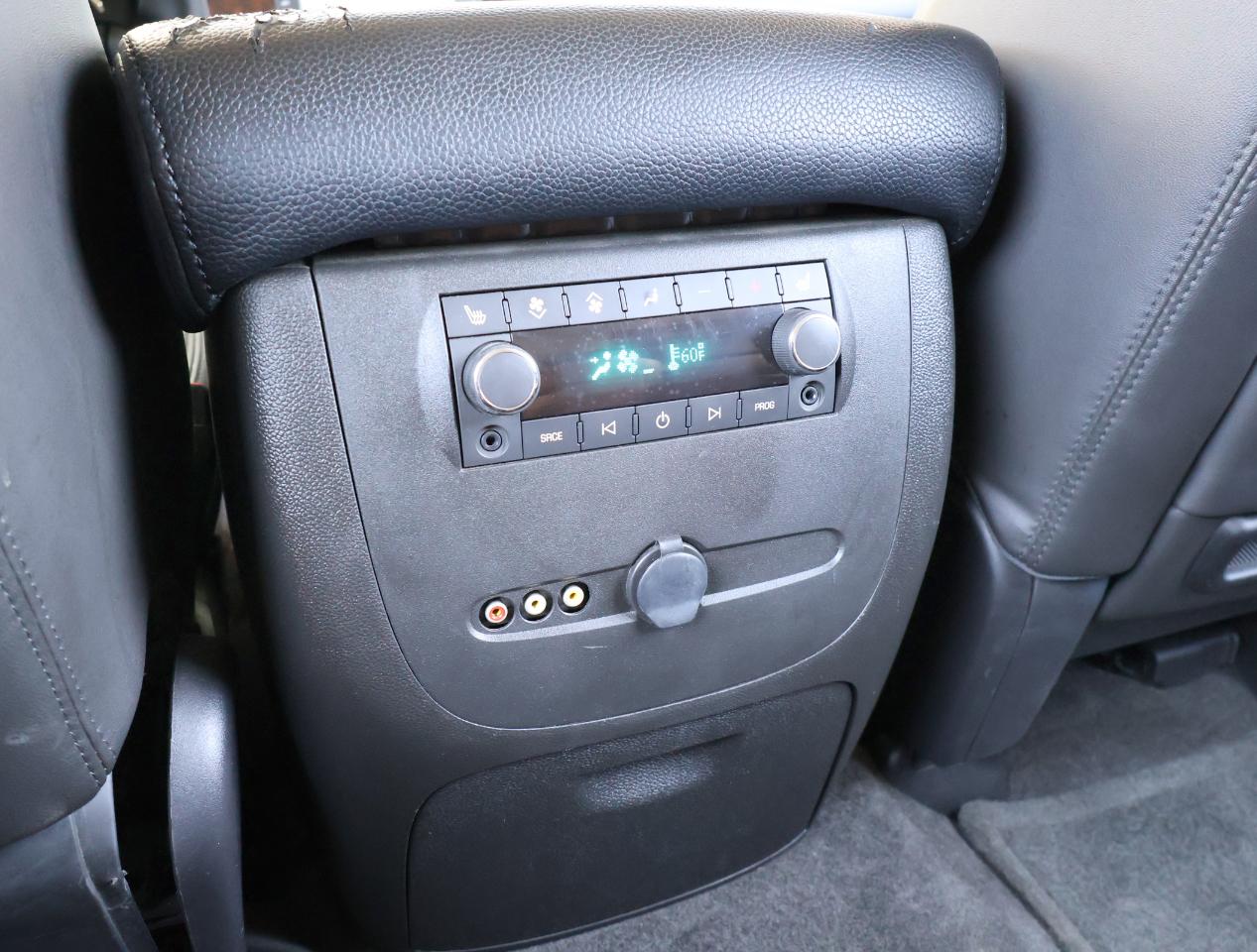 GMC Yukon Denali XL 2WD 2013