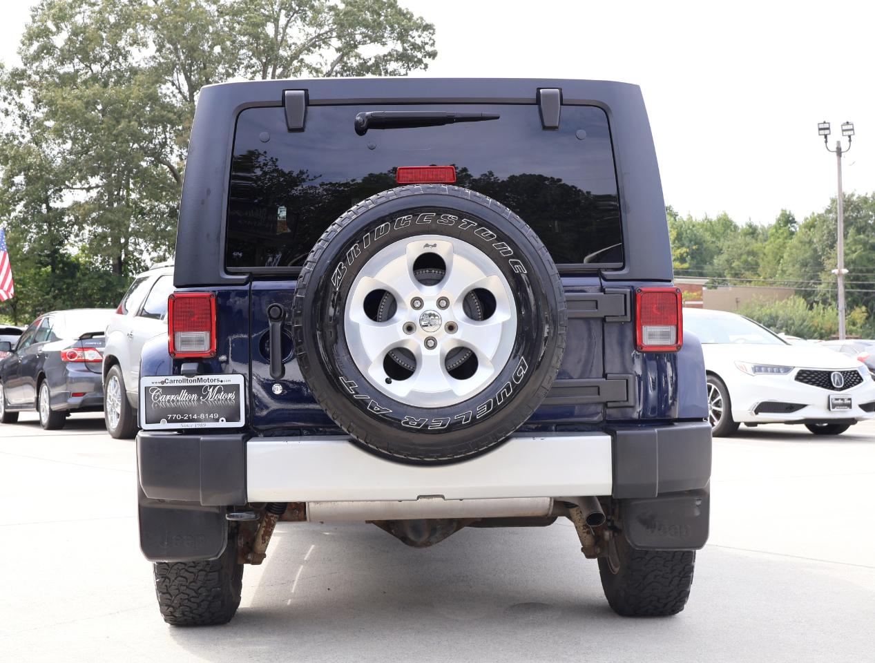 Jeep Wrangler Unlimited Sahara 4WD 2013
