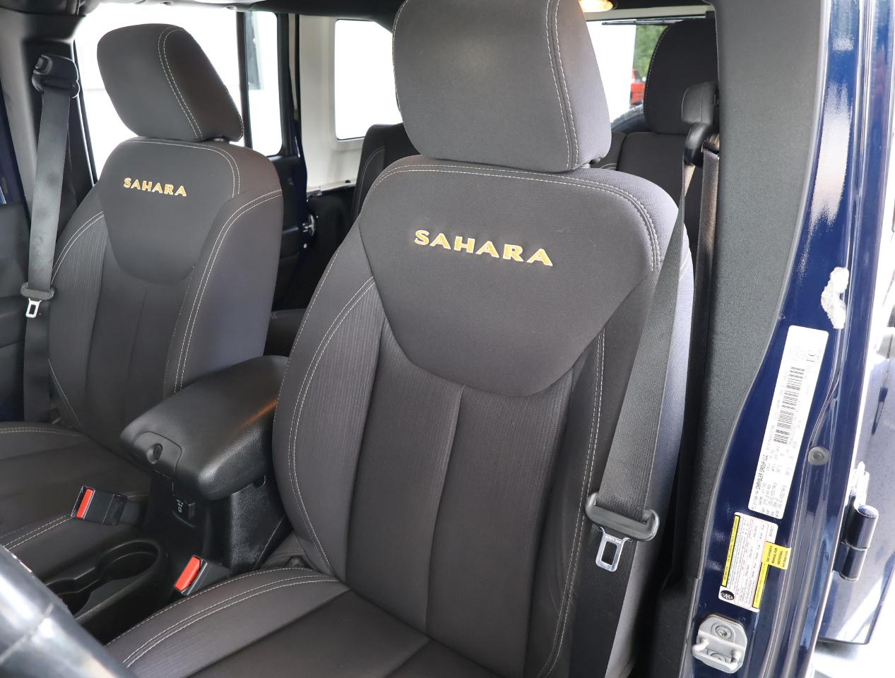 Jeep Wrangler Unlimited Sahara 4WD 2013
